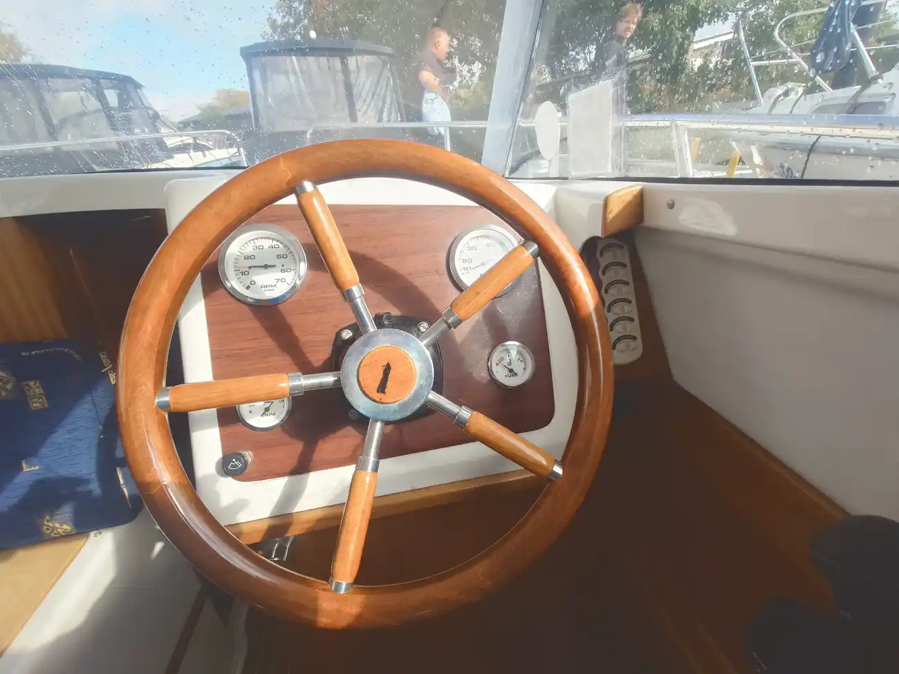QUICKSILVER 650 WEEKENDER 2005