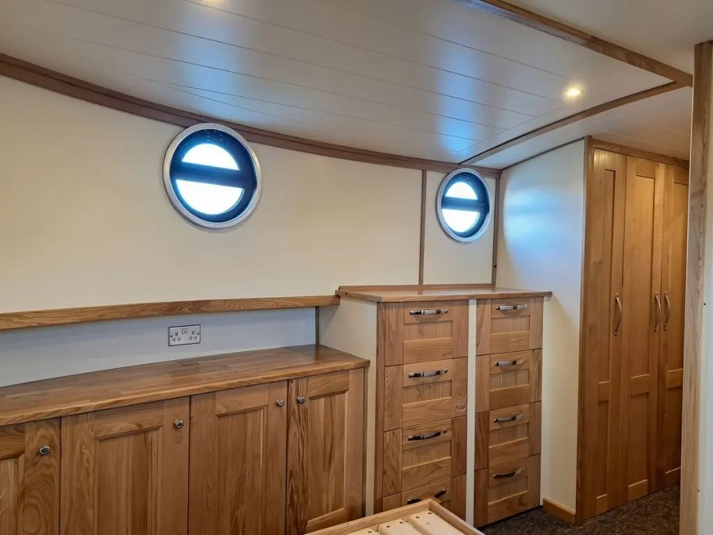 TRISTAR REPLICA DUTCH BARGE 57'X12'6