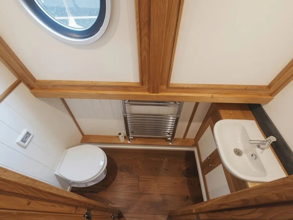 TRISTAR REPLICA DUTCH BARGE 57'X12'6