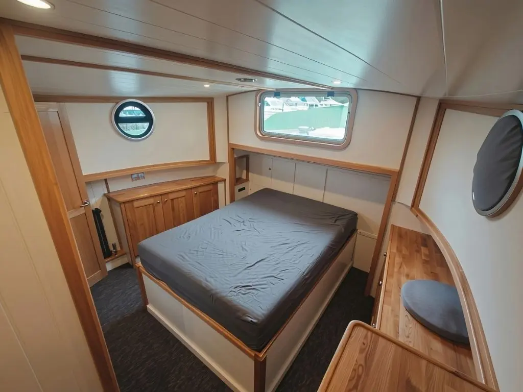 TRISTAR REPLICA DUTCH BARGE 57'X12'6
