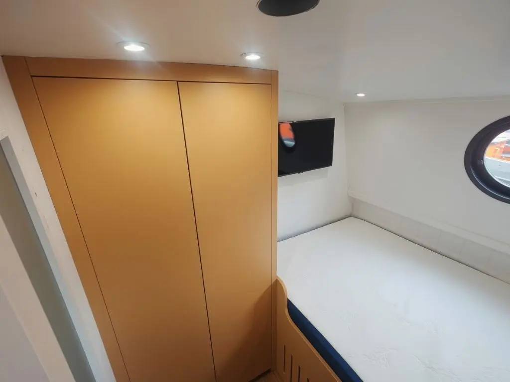 ANDICRAFT / ELEMENT MARINE 65' X 12'6
