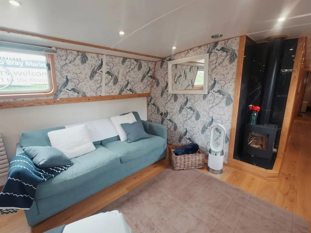 VIKING 70' X 12'6