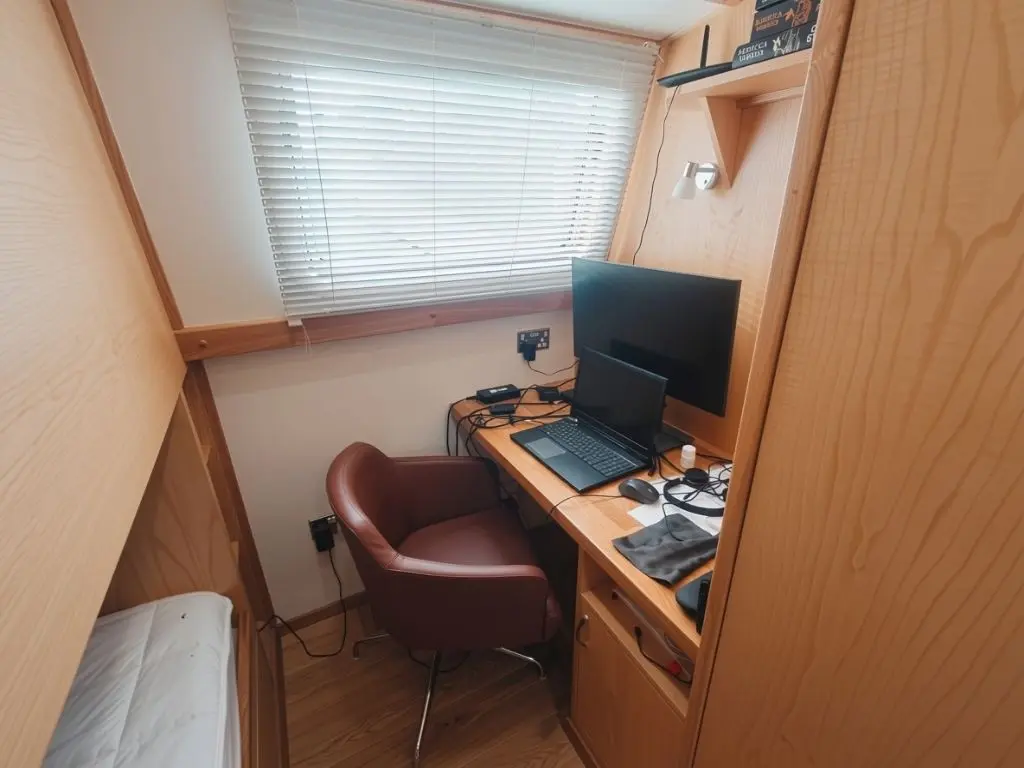 VIKING 70' X 12'6
