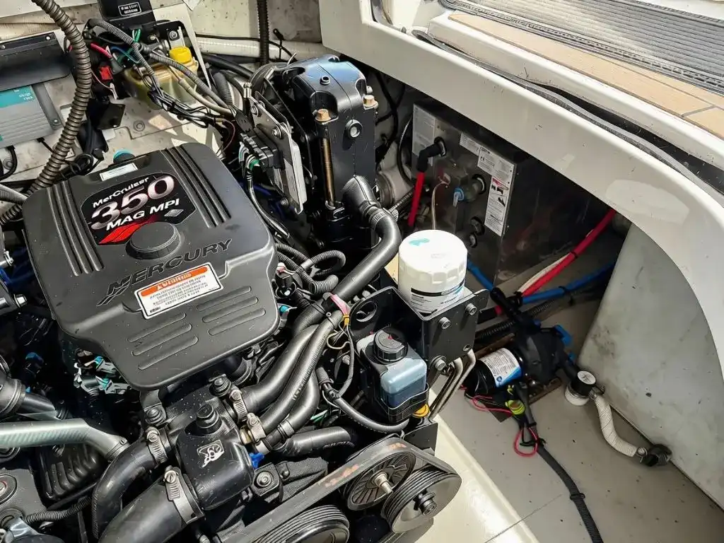 CROWNLINE 250 CR 2007