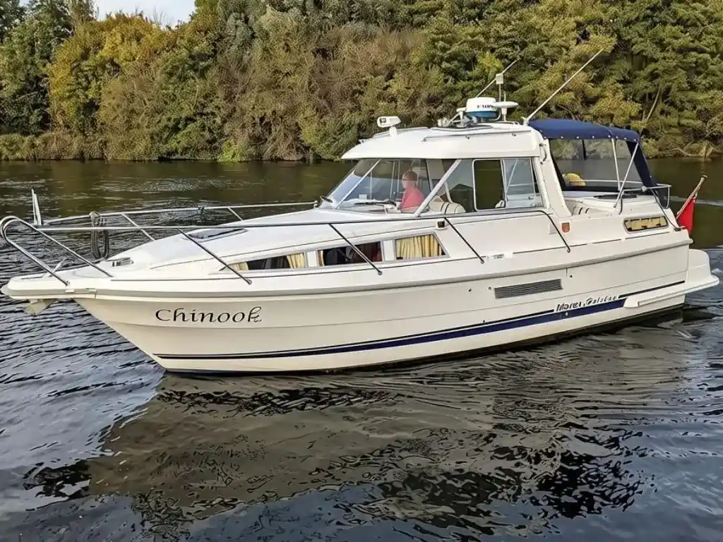MAREX 280 HOLIDAY 2000