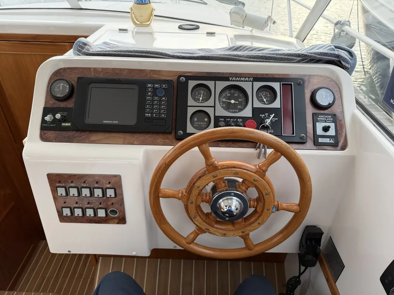 MAREX 280 HOLIDAY 2000