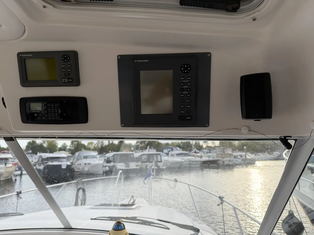 MAREX 280 HOLIDAY 2000
