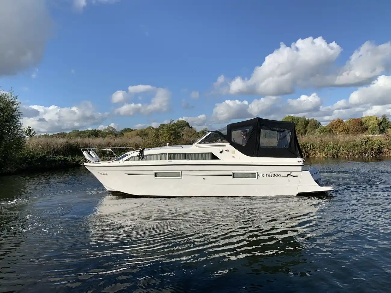 Viking 300 – Ex Lily Lola
