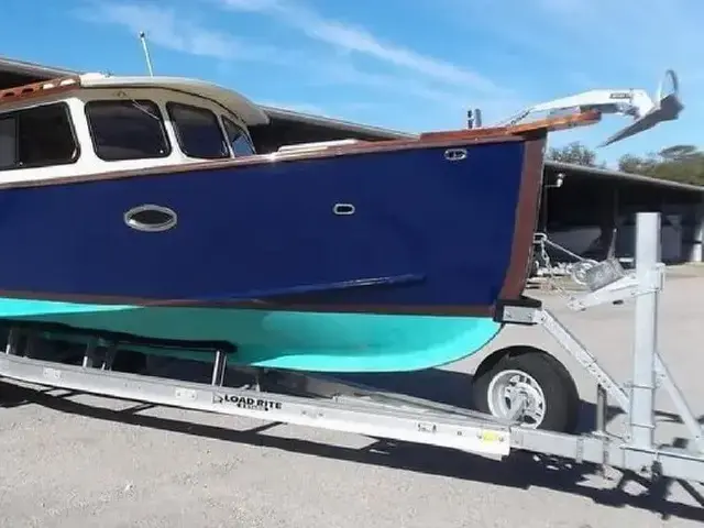 Custom Boats Bluejacket 28