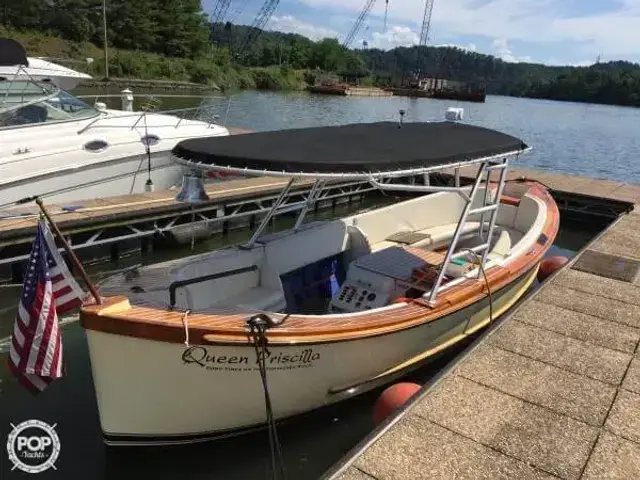 Uniflite Boats Whaleboat 26