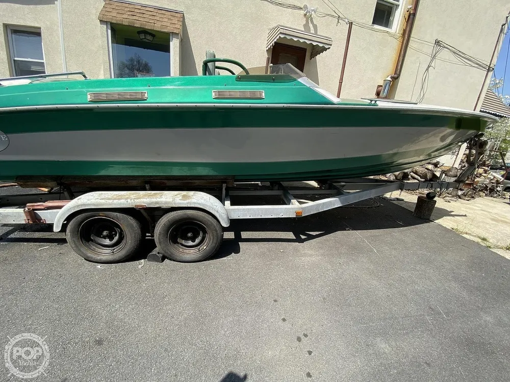 1977 Cigarette 24 for Sale in Bayonne, New Jersey