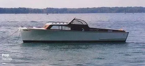 1953 Chris-Craft 24 Express Cruiser for Sale in Michigan