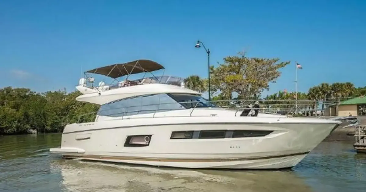 2015 Prestige 550 for Sale in Miami, Florida