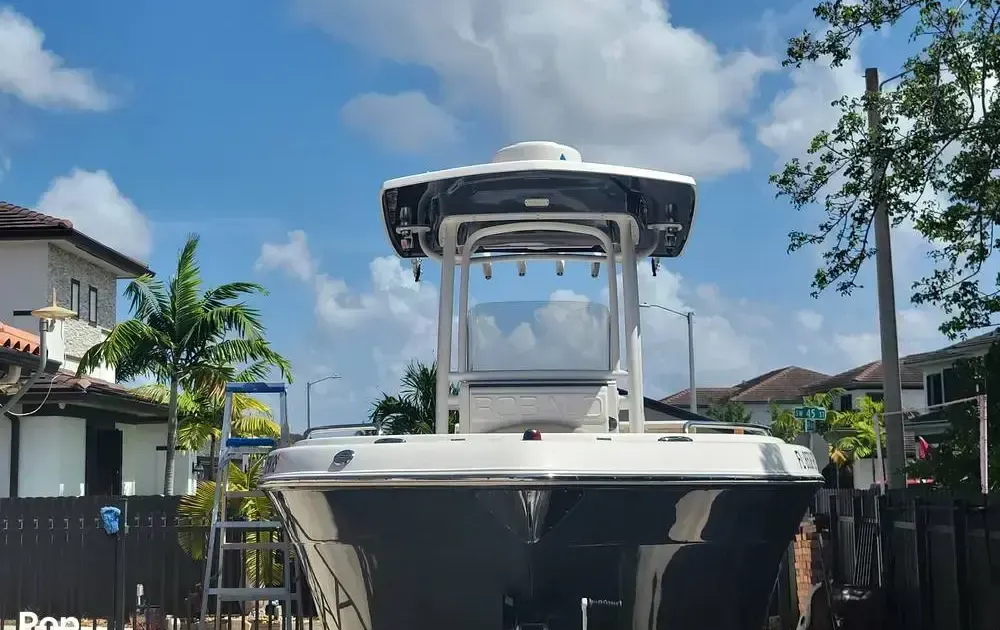 2017 Robalo R222 for Sale in Miami, Florida
