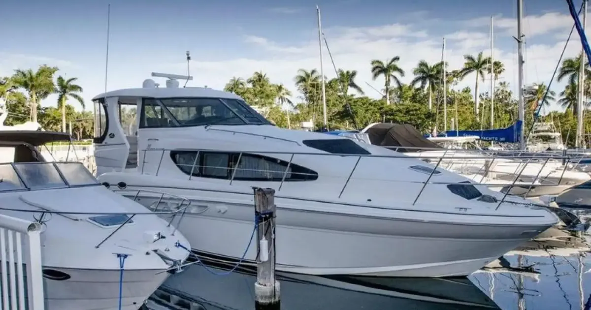 2004 Sea Ray 390 Motor Yacht for Sale in Fort Lauderdale