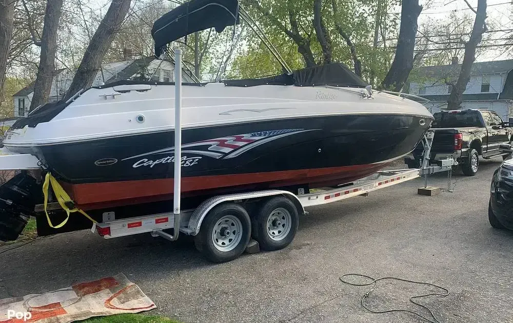 2005 Rinker 282 Captiva for Sale in North Attleboro