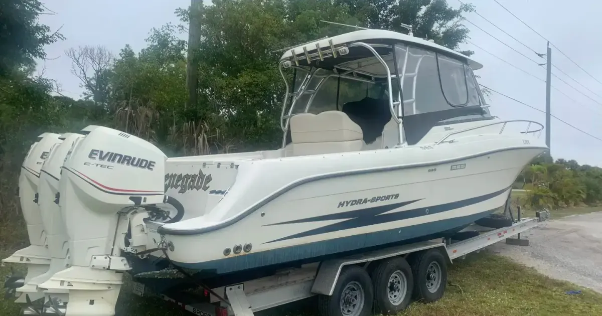 2007 Hydra Sports 3300 VX for Sale in Stuart