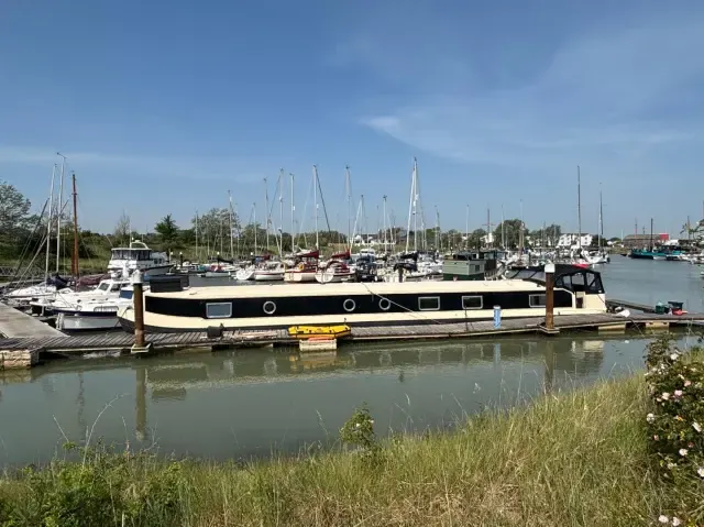 2022 Collingwood 70 Widebeam Barge for Sale in Tollesbury