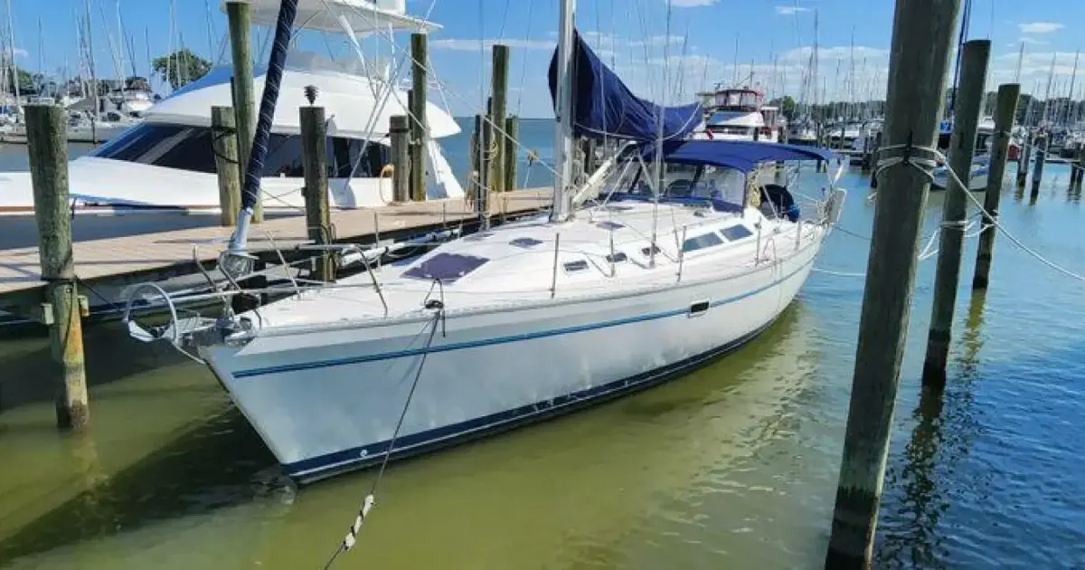 1995 Catalina 400 for Sale in Tracy's Landing