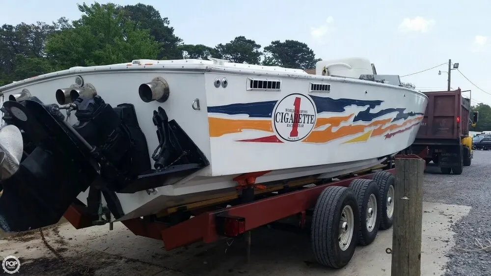 1977 Cigarette Mistress 35 for Sale in Colts Neck