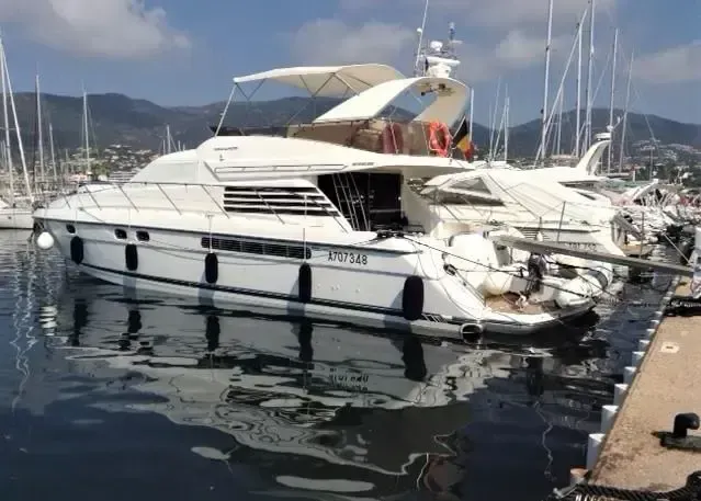 1996 Fairline Squadron 59 for Sale in Cavalaire-sur-Mer