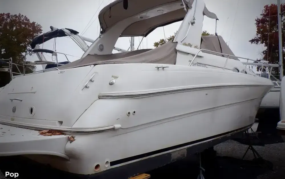 1999 Sea Ray Sundancer 310 for Sale in Baltimore