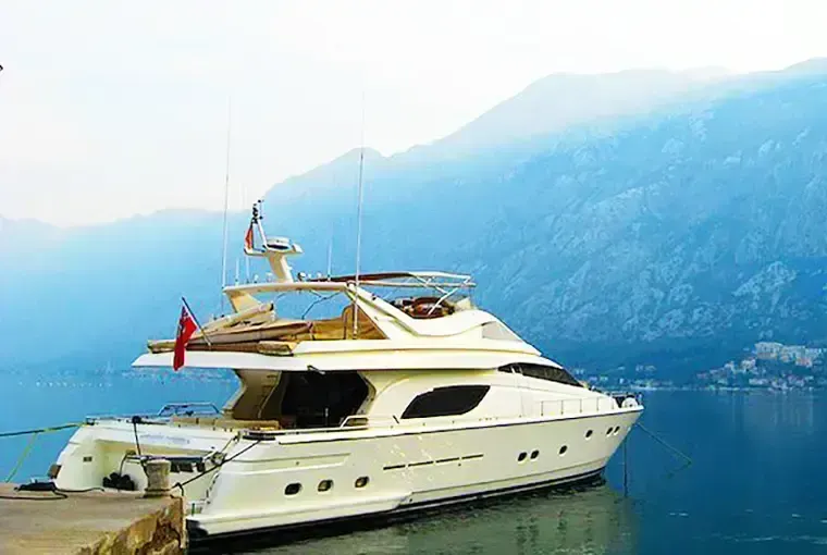 2000 Ferretti Yachts 80 for Sale in Gibraltar, Gibraltar