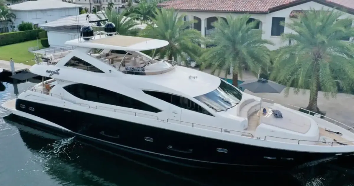 2014 Sunseeker 86 Yacht for Sale in Fort Lauderdale