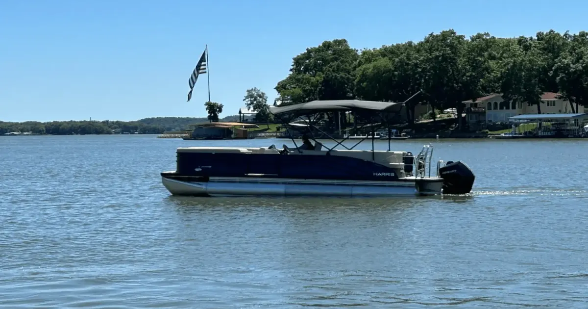 2025 Harris Cruiser 250 for Sale in Lake Ozark, Missouri