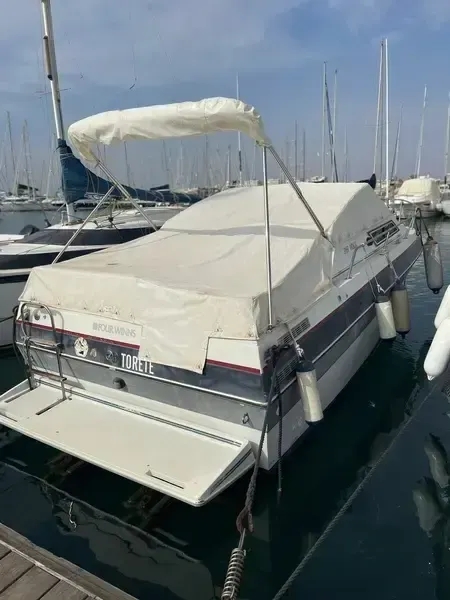 1990 Four Winns 245 Vista for Sale in VC, Valencia
