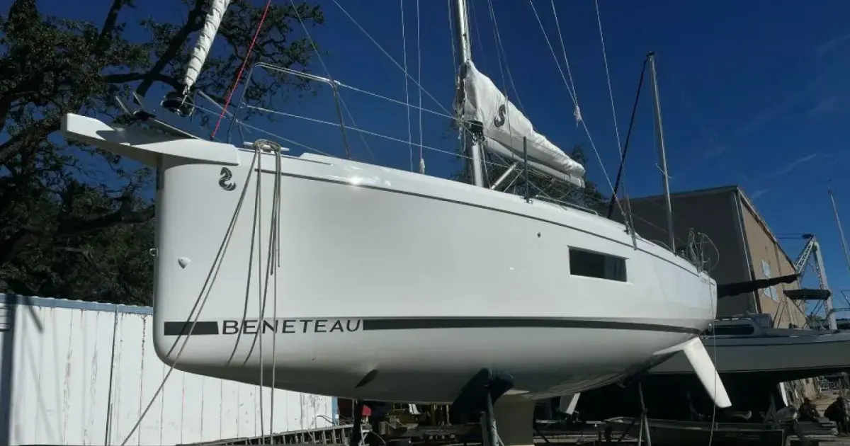 2023 Beneteau Oceanis 30.1 for Sale in New Orleans