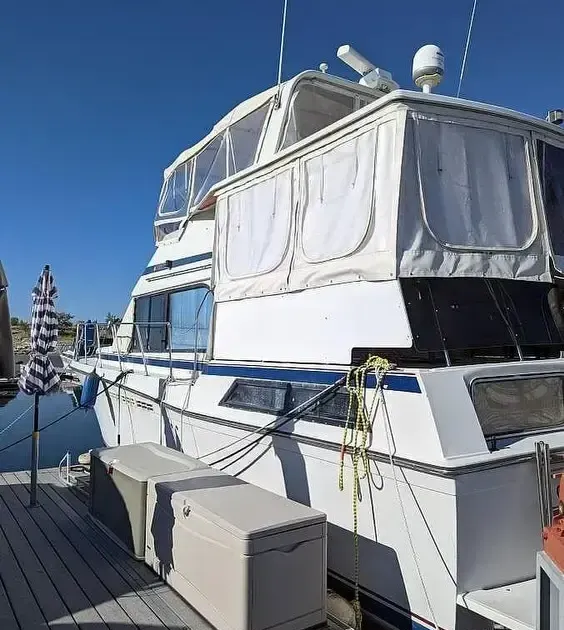 1987 Chris-Craft 426 Catalina for Sale in Pueblo West