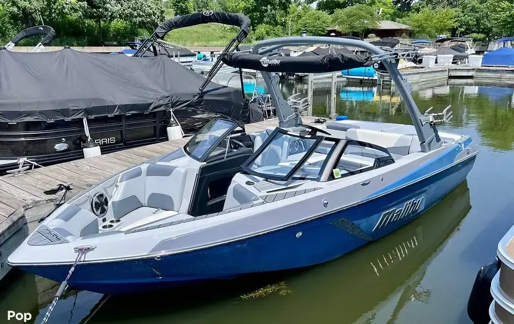 2021 Malibu 22 LSV for Sale in Lake Barrington, Illinois