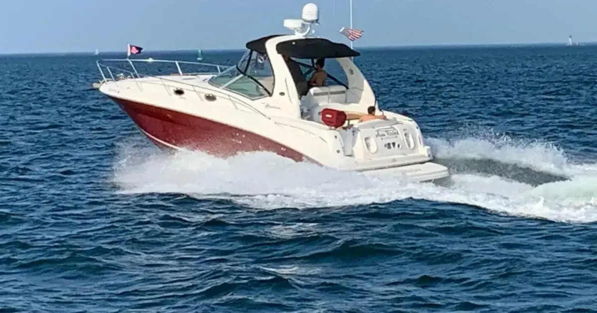2007 Sea Ray 320 Sundancer for Sale in Boston