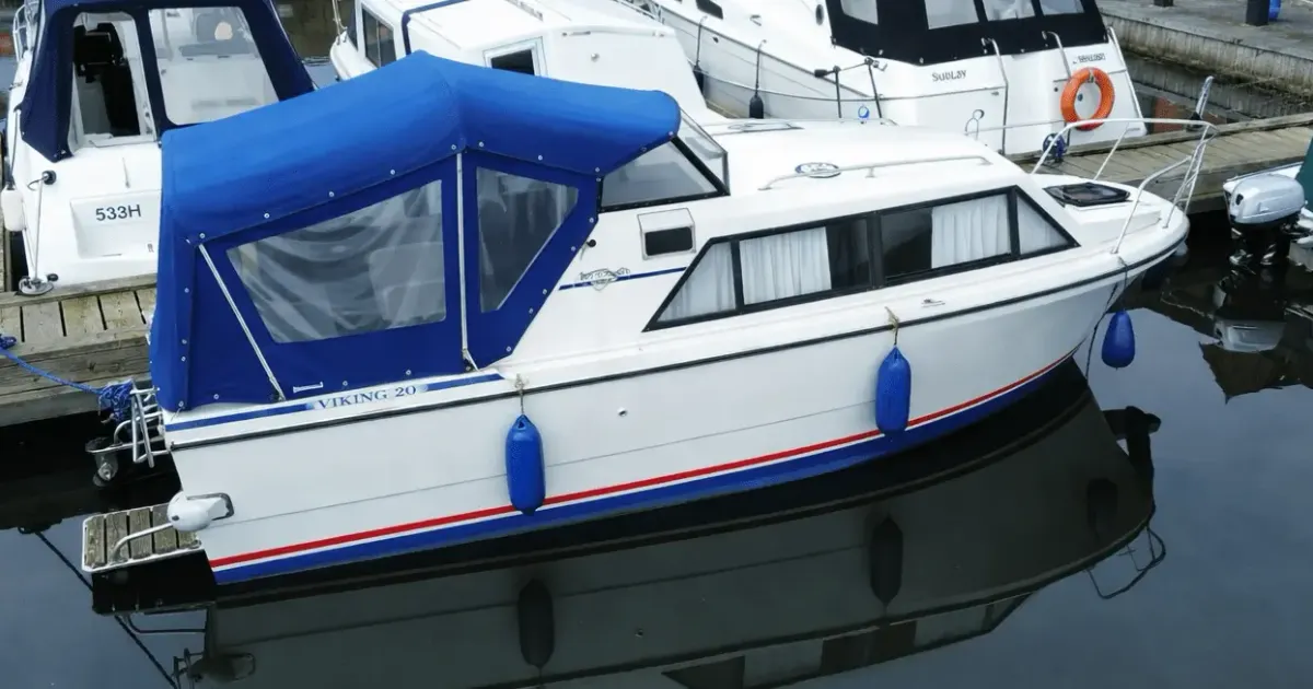 1990 Viking 20 Wide Beam for Sale in Norfolk Yacht Agency