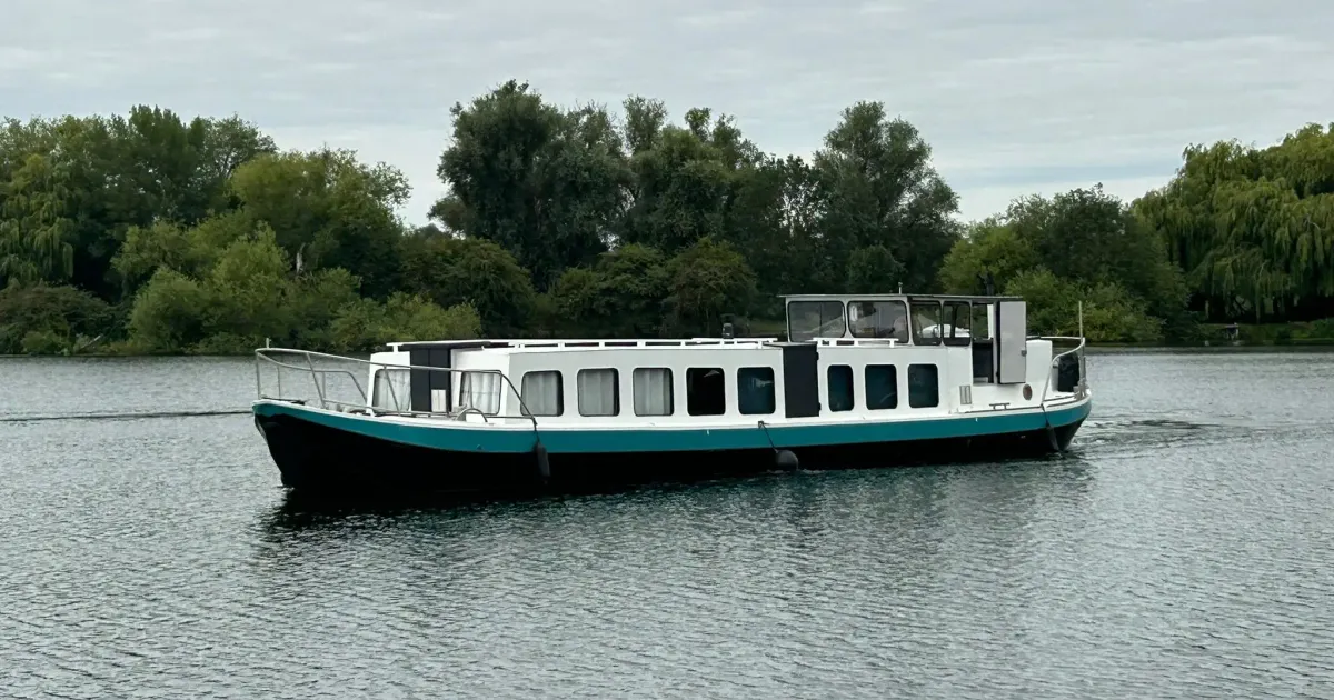 1927 Dutch Barge 53ft for Sale in Huntingdon, England