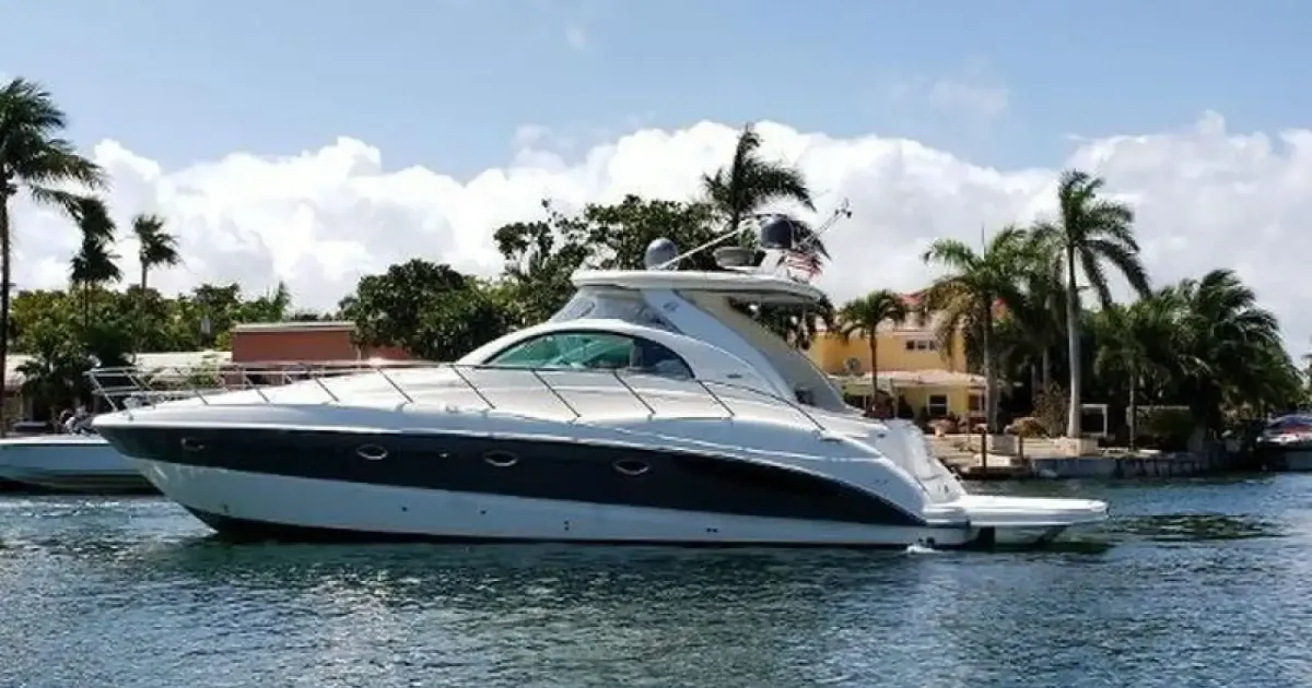 2002 Maxum 4200 SCR for Sale in North Miami, Florida