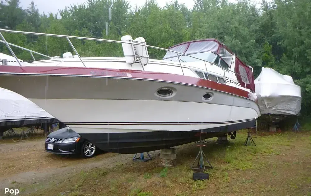 1988 Cruisers Yachts 3170 Esprit for Sale in Haverhill