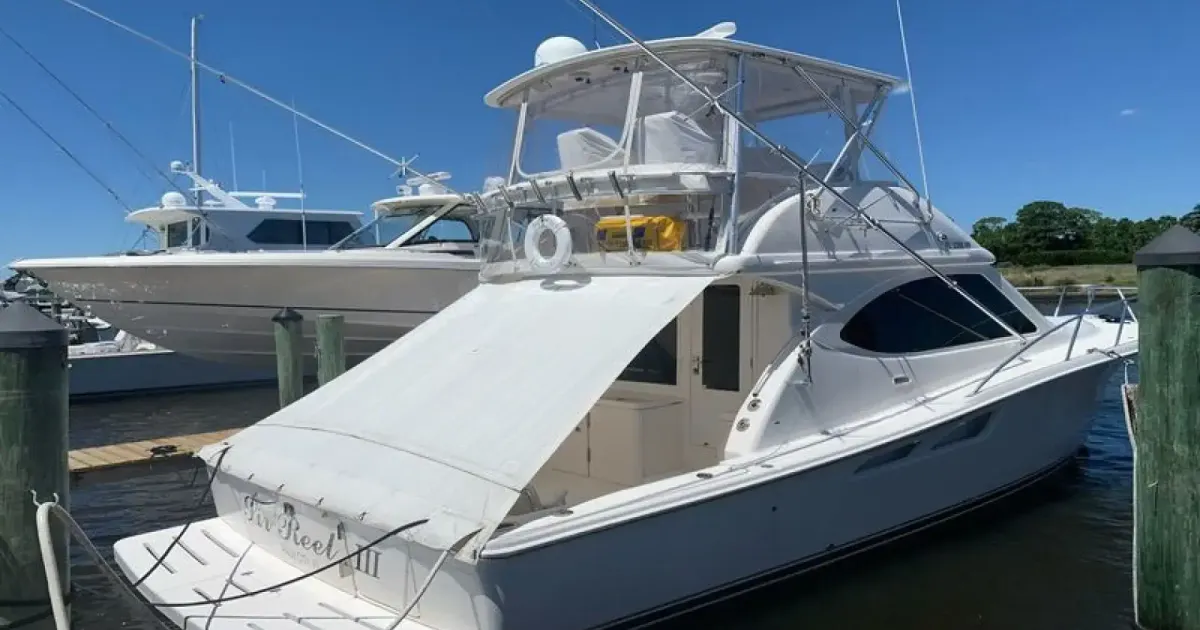 2008 Tiara Yachts 3900 Convertible for Sale in Palm City