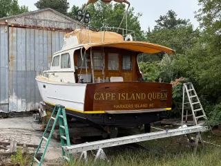 1977 Cigarette Mistress 35 for Sale in Colts Neck