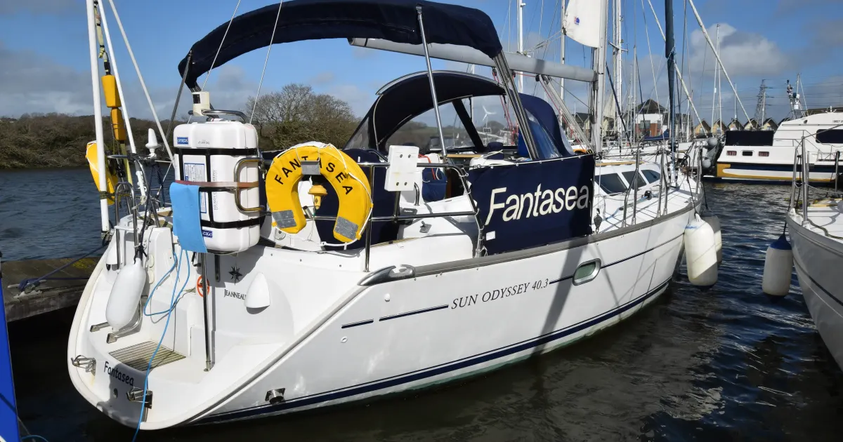 2005 Jeanneau Sun Odyssey 40.3 for Sale in East Cowes
