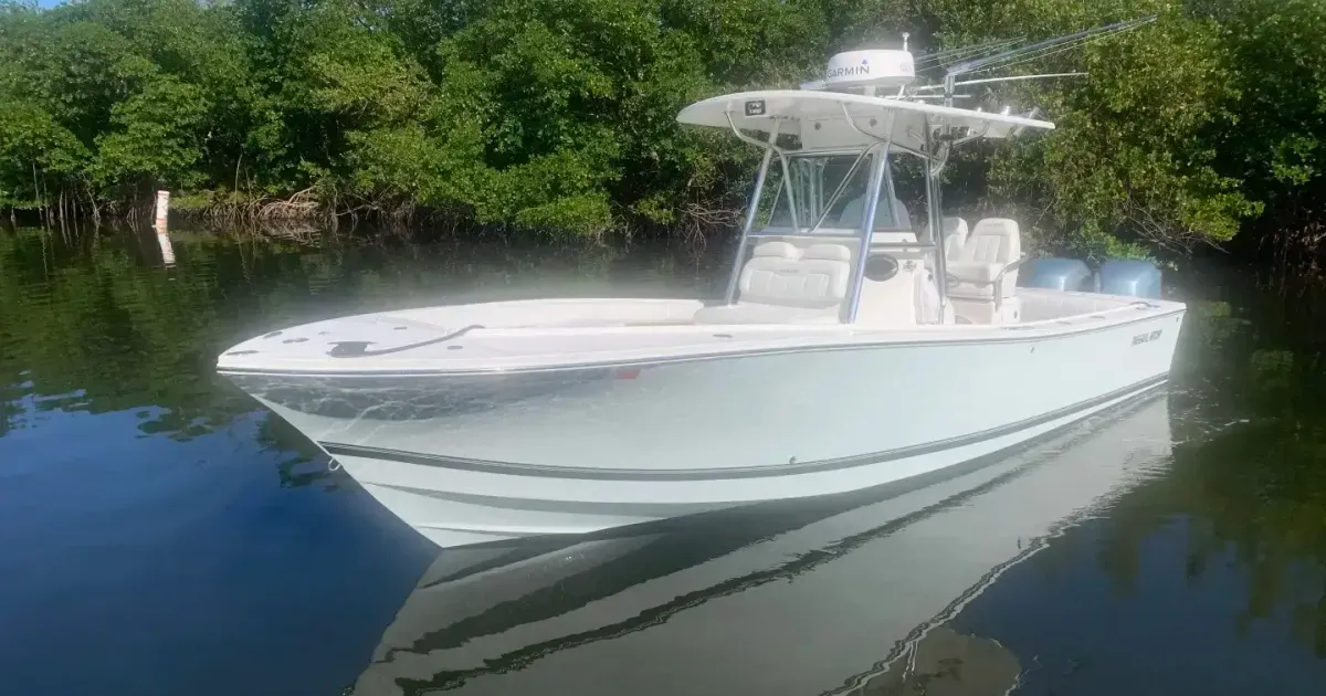 2010 Regulator 26 FS for Sale in Dania Beach