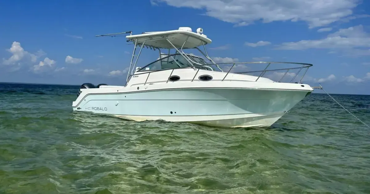 2015 Robalo R305 WA for Sale in Fort Lauderdale, Florida