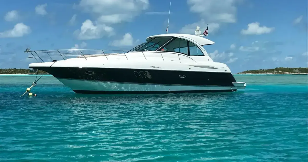 2011 Cruisers Yachts 420 Sport Coupe for Sale in Florida