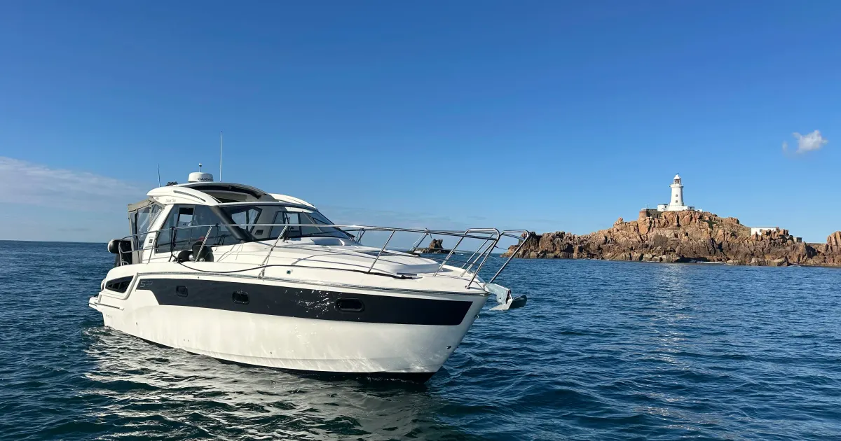 2023 Bavaria S33 HT for Sale in Saint Helier