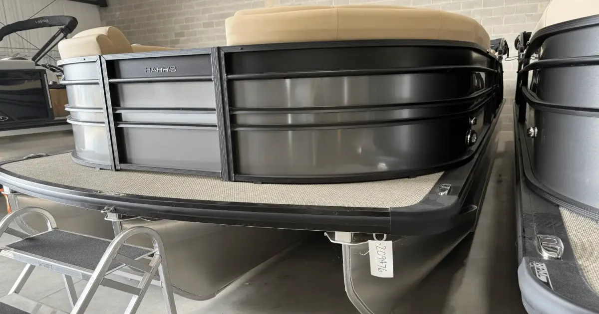 2025 Harris Sunliner 230 for Sale in Antioch, Illinois