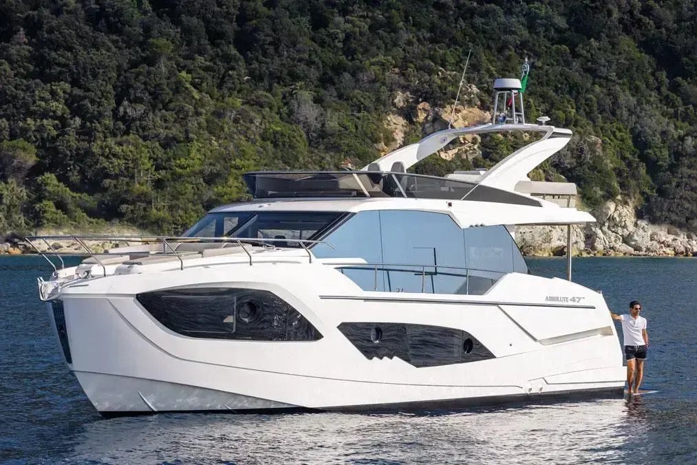 2026 Absolute 47 Fly for Sale in hampshire, England | rb668012