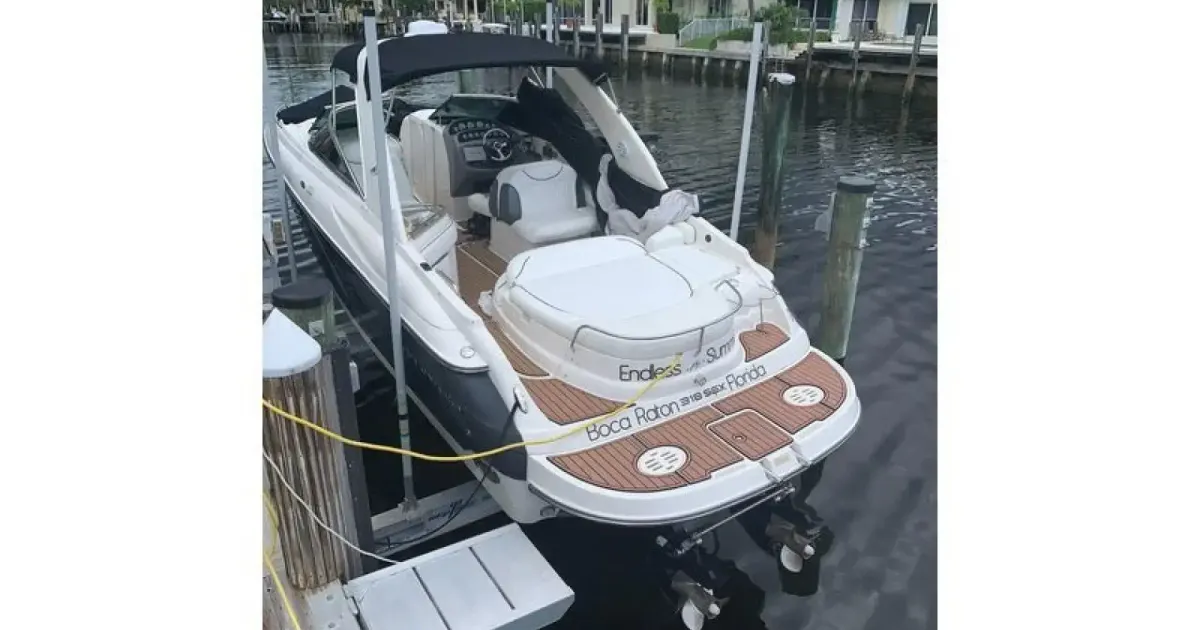 2008 Monterey 318 SSX for Sale in Stuart, Florida