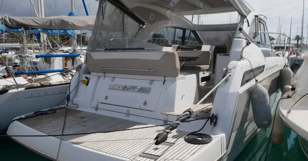 2017 Jeanneau Leader 33 for Sale in Saint Laurent du Var