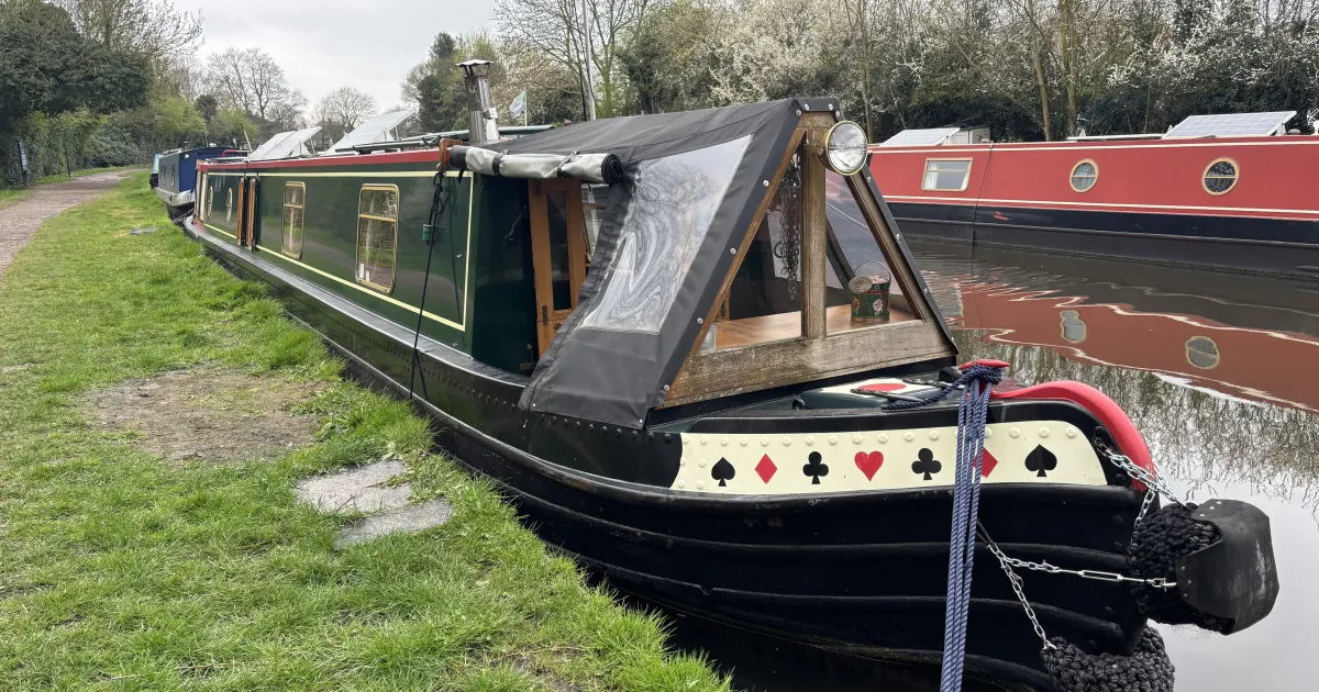 2001 Reeves Semi Trad Stern Narrowboat for Sale in England
